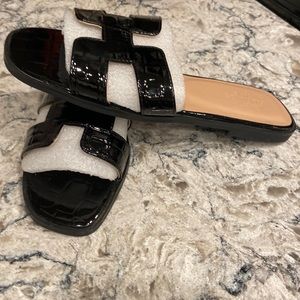 NWT Girotti Hermes Paris sandals